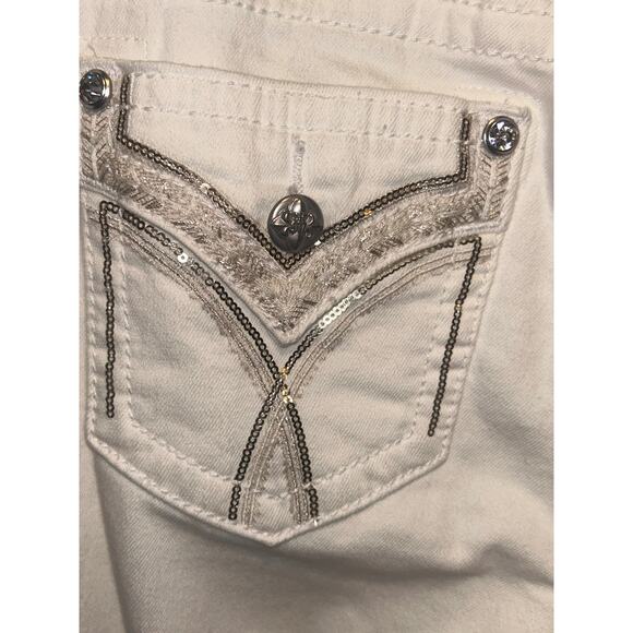 Miss Me MID-RISE bright White Flares with rhinestones pockets - Picture 9 of 12